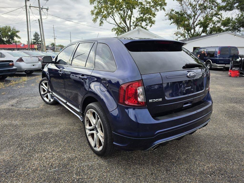 Used 2011 Ford Edge Sport w/ Driver Entry Pkg FWD image 7