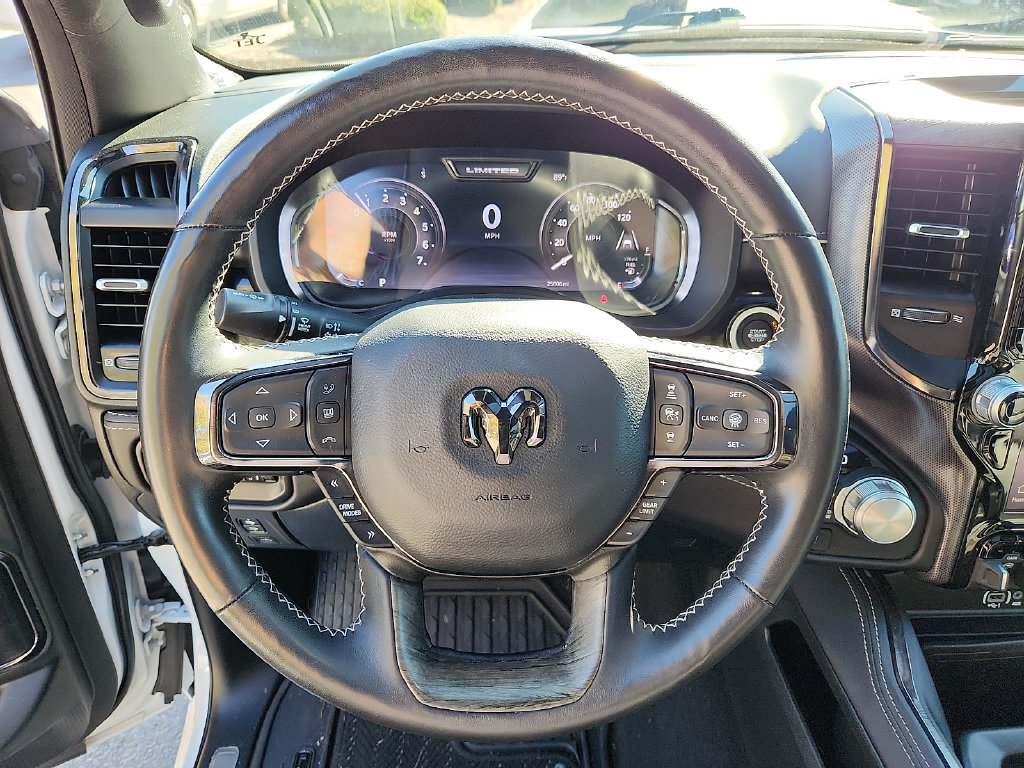 Used 2025 RAM 1500 Limited AWD/4WD image 20