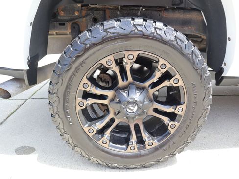 Used 2019 RAM 2500 Limited image 38