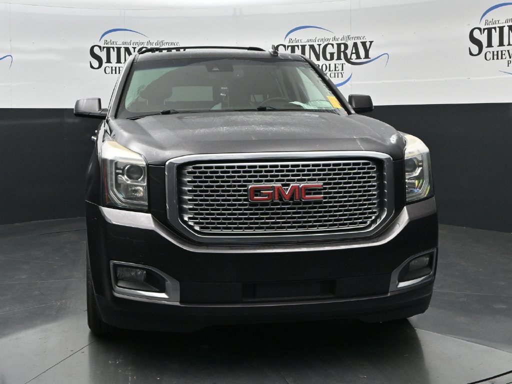 Used 2016 GMC Yukon XL Denali w/ Open Road Package RWD image 2