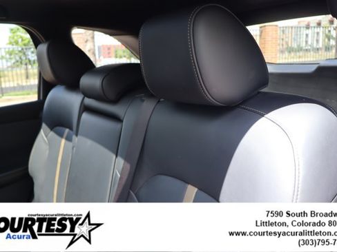 Used 2025 MAZDA CX-70 Plug-In Hybrid w/ Premium Plus AWD/4WD image 27
