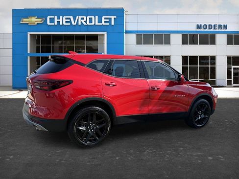 Used 2023 Chevrolet Blazer LT FWD image 5