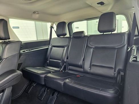 Used 2025 Ford Expedition Max Platinum image 14
