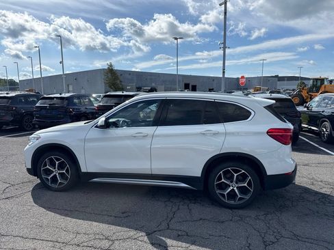 Used 2019 BMW X1 xDrive28i w/ Convenience Package AWD/4WD image 7