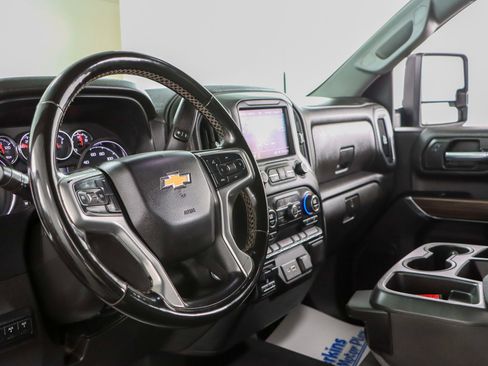 Used 2023 Chevrolet Silverado 3500 LT w/ Convenience Package AWD/4WD image 24