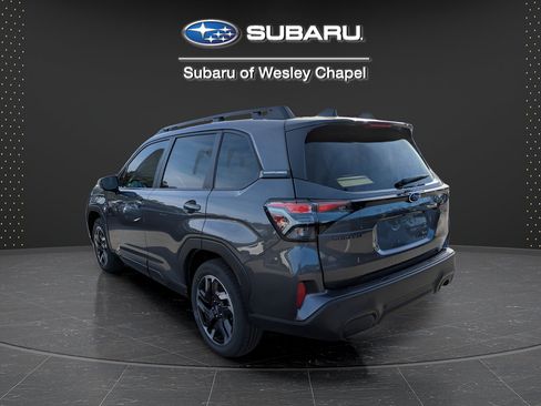 Used 2026 Subaru Forester Premium AWD/4WD image 7