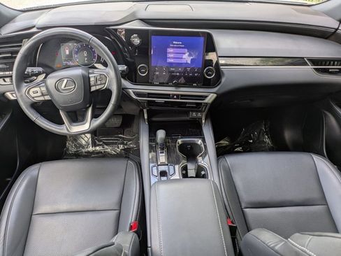 Used 2024 Lexus RX 350 FWD w/ Technology Package image 17