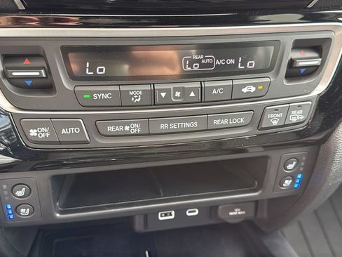 Used 2024 Honda Ridgeline Black Edition image 33