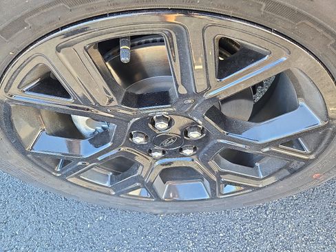 New 2025 Ford Maverick XLT w/ Black Appearance Package image 9