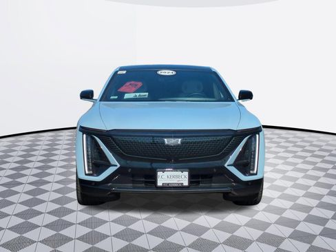 Certified 2024 Cadillac Lyriq Sport AWD/4WD image 4