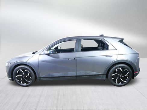 Used 2023 Hyundai Ioniq 5 SEL w/ Cargo Package AWD/4WD image 4