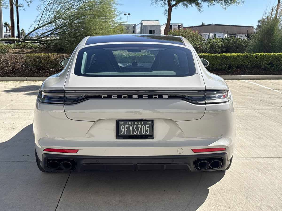 Used 2022 Porsche Panamera Platinum Edition w/ Assistance Package RWD image 4