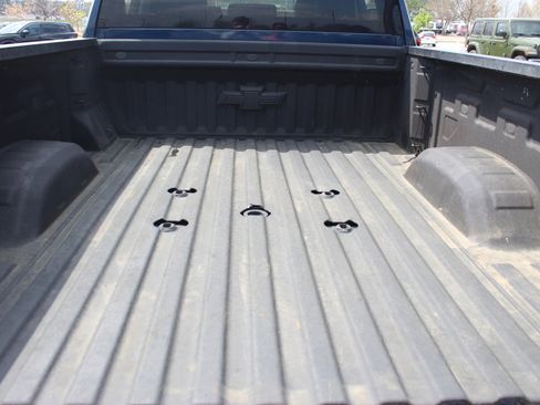 Used 2020 Chevrolet Silverado 2500 Custom w/ Custom Value Package image 10