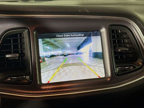 Used 2016 Dodge Challenger R/T Scat Pack w/ Leather Interior Group image 19