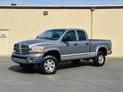 Used 2006 Dodge Ram 2500 Truck Laramie image 4