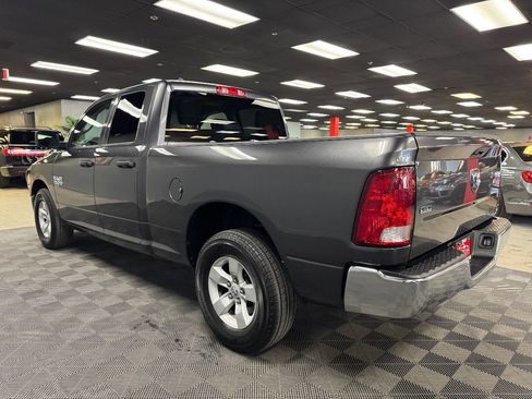 Used 2024 RAM 1500 Classic SLT image 9