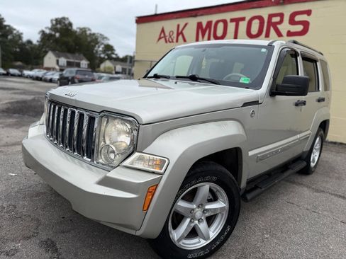 Used 2008 Jeep Liberty Limited w/ Premium Group image 1