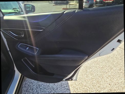 Used 2023 Subaru Outback Limited image 17