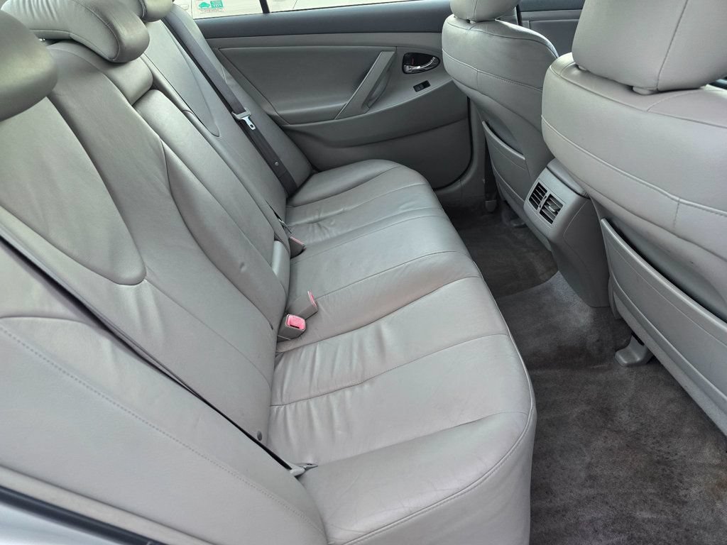 Used 2007 Toyota Camry Hybrid w/ Leather Pkg FWD image 15