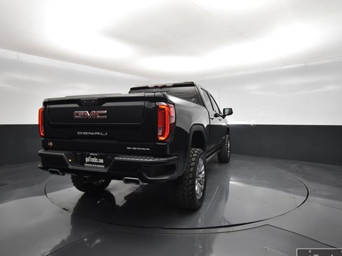Used 2024 GMC Sierra 1500 Denali w/ Denali Reserve Package AWD/4WD image 6