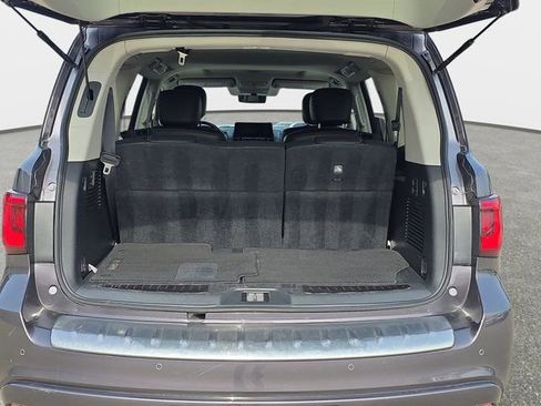 Certified 2024 INFINITI QX80 Luxe image 12