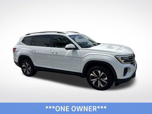 Certified 2024 Volkswagen Atlas SE FWD image 2