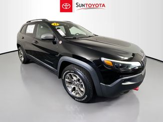 Used 2021 Jeep Cherokee Trailhawk video 1