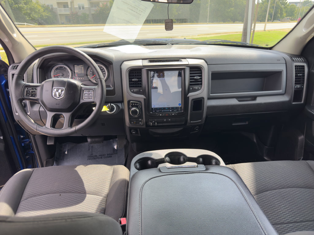 Used 2019 RAM 1500 Express w/ Express Value Package AWD/4WD image 17