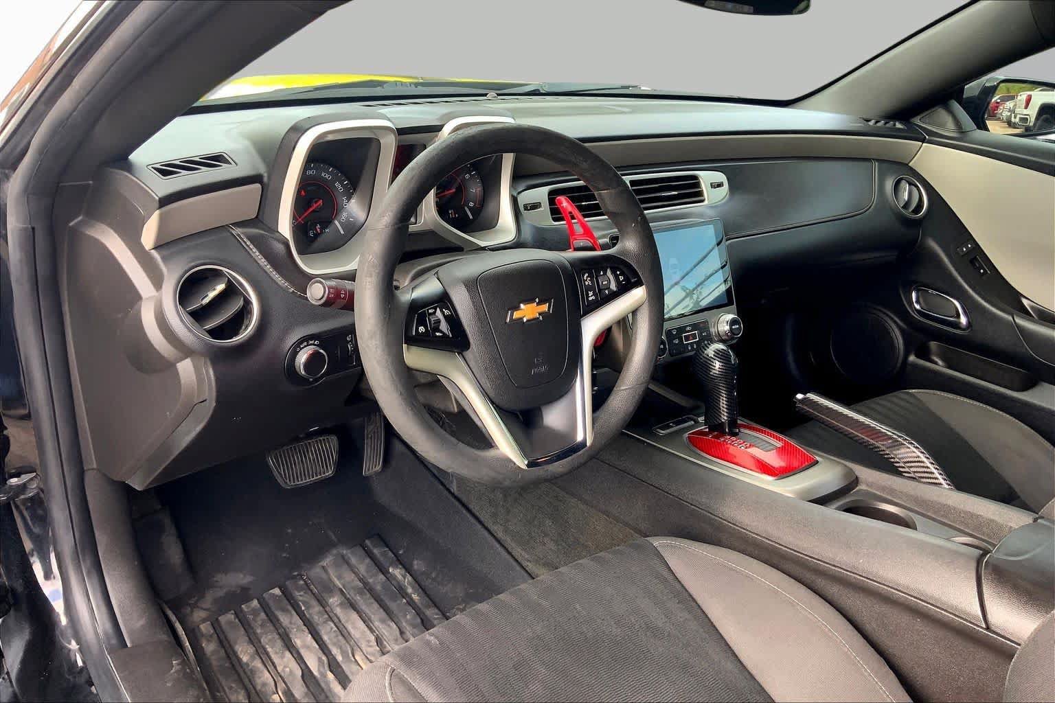 Used 2013 Chevrolet Camaro LS RWD image 16