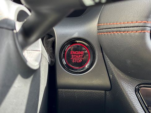 Certified 2025 Honda HR-V Sport image 17