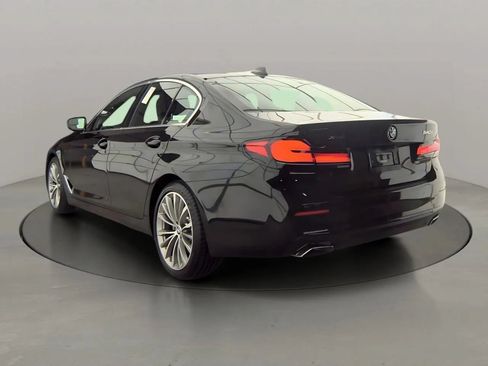 Used 2023 BMW 540i xDrive w/ Premium Package AWD/4WD image 3