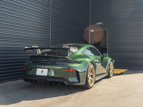 Used 2026 Porsche 911 GT3 w/ Weissach Package RWD image 9