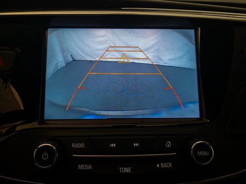 Used 2018 Buick Envision Preferred image 25