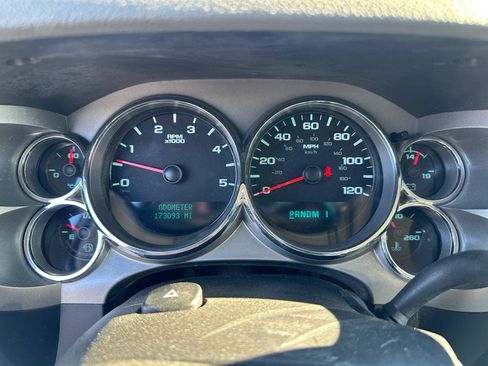 Used 2011 Chevrolet Silverado 3500 W/T image 10