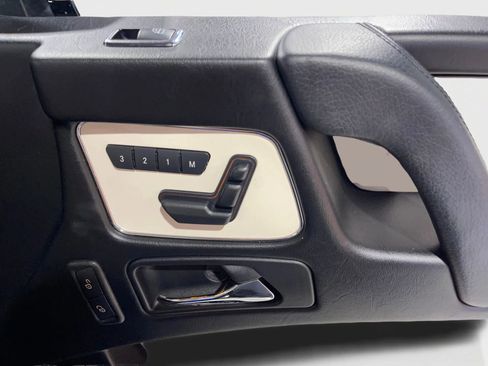 Used 2017 Mercedes-Benz G 550 image 24