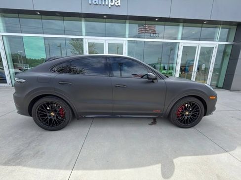 Used 2021 Porsche Cayenne GTS AWD/4WD image 18