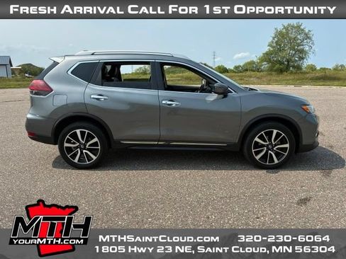 Used 2020 Nissan Rogue SL AWD/4WD image 1
