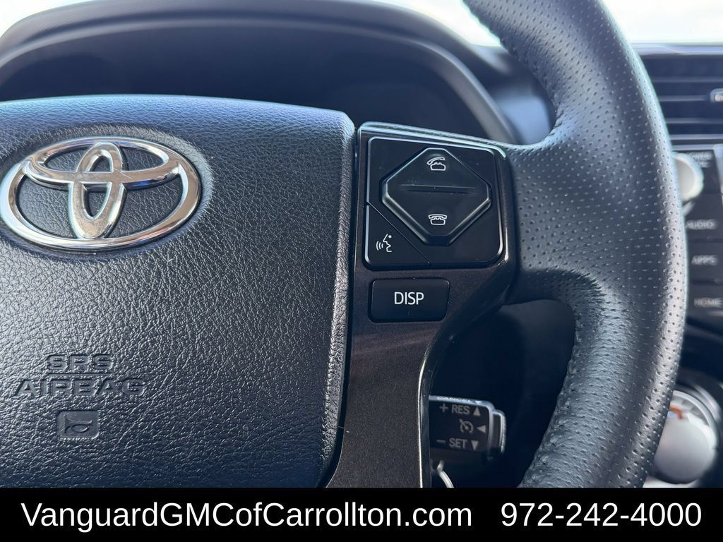Used 2019 Toyota 4Runner TRD Off-Road Premium AWD/4WD image 19