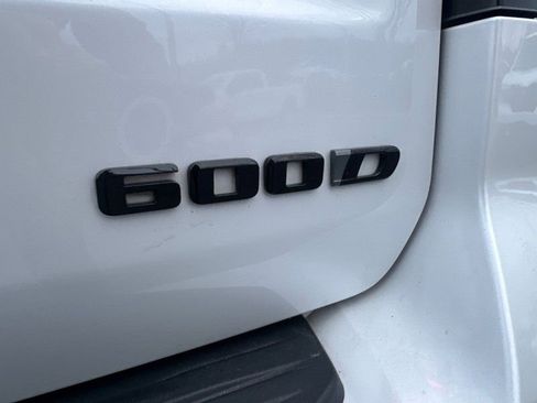 Used 2021 Cadillac Escalade ESV Sport Platinum image 23