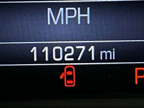 Used 2016 GMC Yukon XL SLT w/ Open Road Package image 18