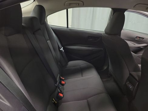 Used 2025 Toyota Corolla LE FWD image 32