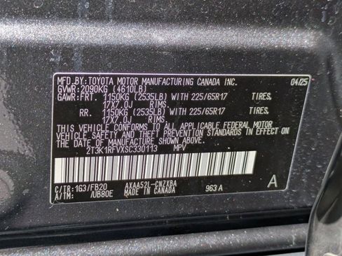 Certified 2025 Toyota RAV4 LE FWD image 24