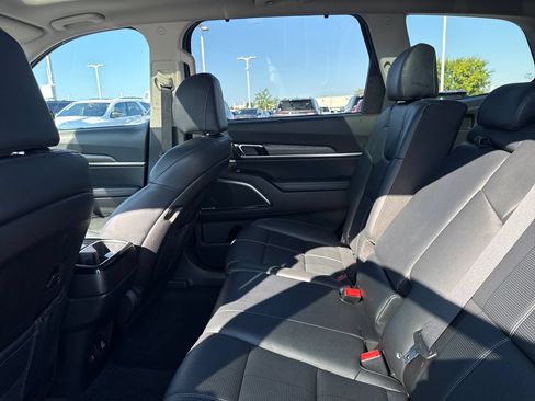 Used 2022 Kia Telluride SX AWD/4WD image 14