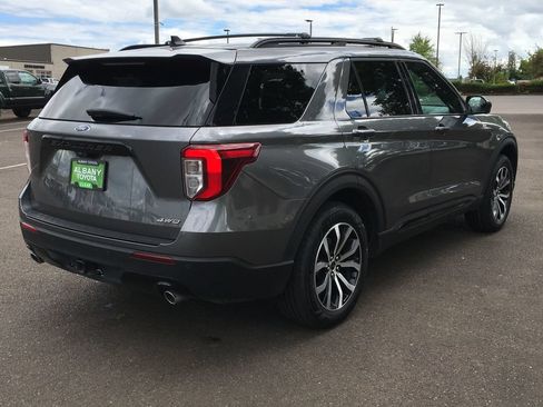 Used 2023 Ford Explorer ST-Line w/ Class IV Trailer Tow Package AWD/4WD image 7