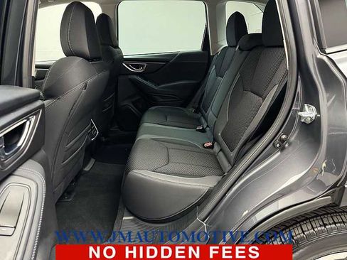 Used 2023 Subaru Forester Premium image 15