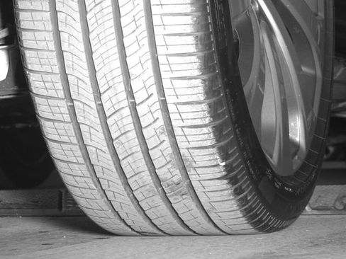 Certified 2025 Land Rover Range Rover SV image 32