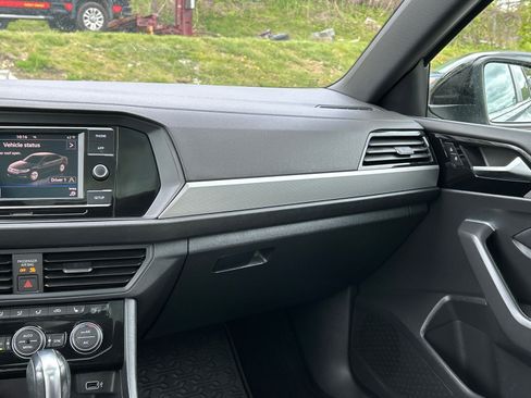 Used 2019 Volkswagen Jetta R-Line w/ R-Line Cold Weather Package FWD image 25