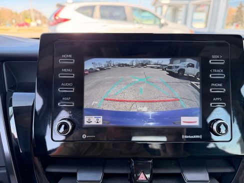 Used 2023 Toyota Camry LE image 24