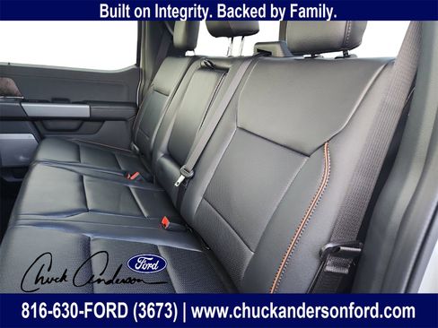 New 2026 Ford F250 Lariat w/ Black Appearance Package image 21