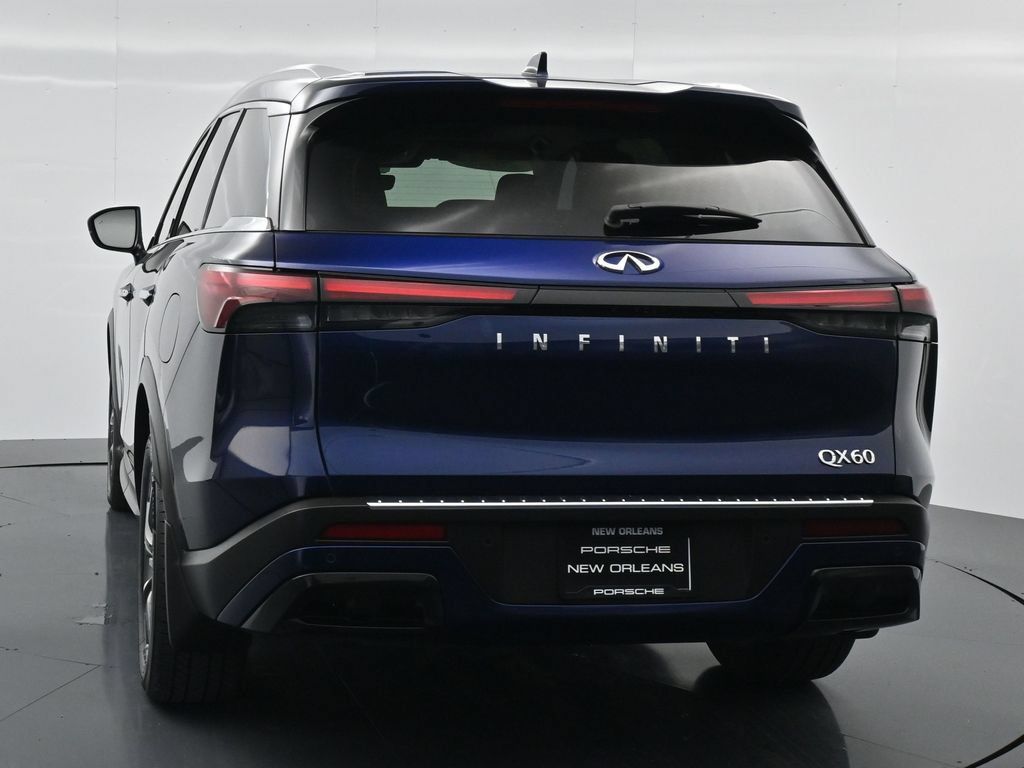 Used 2023 INFINITI QX60 Luxe w/ Performance Audio Package FWD image 6